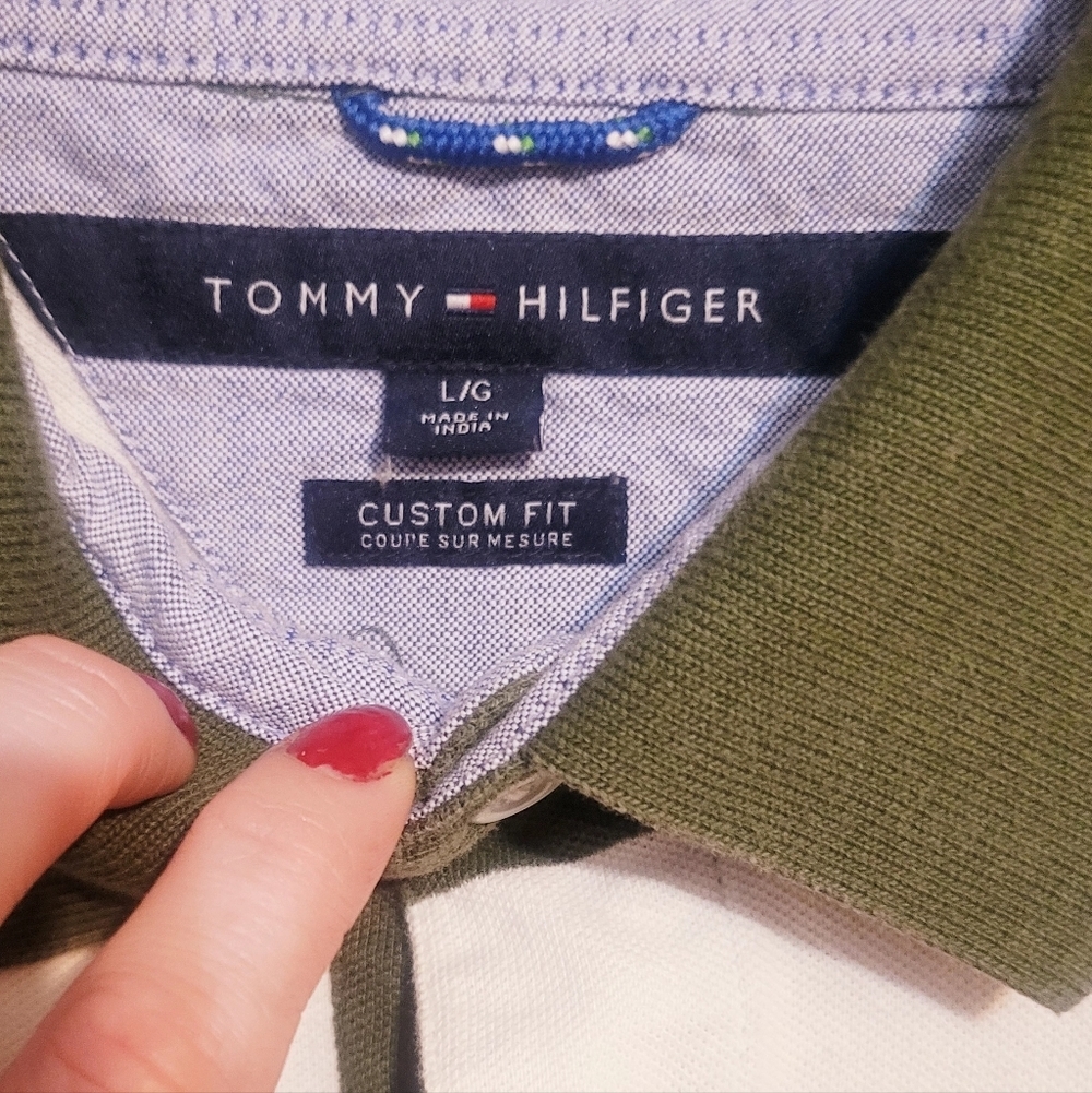 Tommy Hilfiger Vintage Olive Green and White Polo Shirt. Mens Size Mediun - Picture 3 of 6